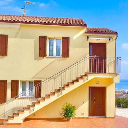 Casa Vacanze Con Vista Mare E Giardino - Amanecer Marzocca di Senigallia Kültér fotó